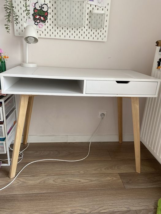 Biurko + gratis lampka