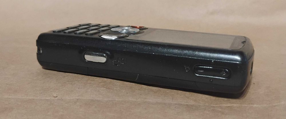 Sony Ericsson   Walkman W 810i bez simlock  + ładowarka