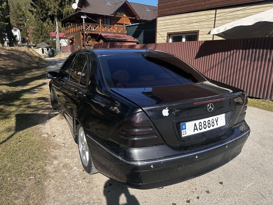 Продам мерседес мотор 2.7