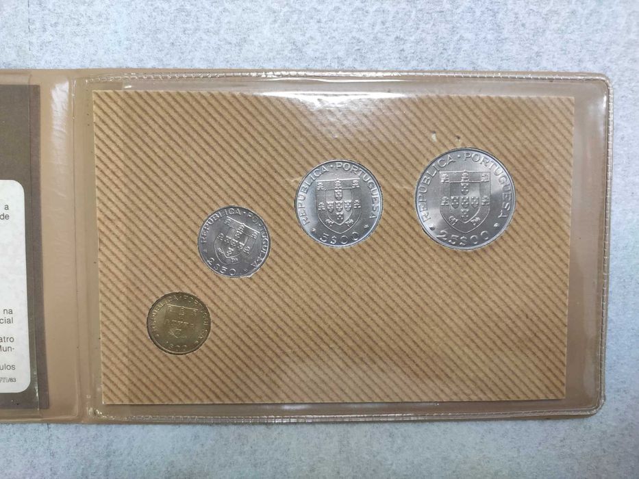 Carteira Mundial de Hoquei - Moedas 1$ - 2.5$ - 5$ - 25$