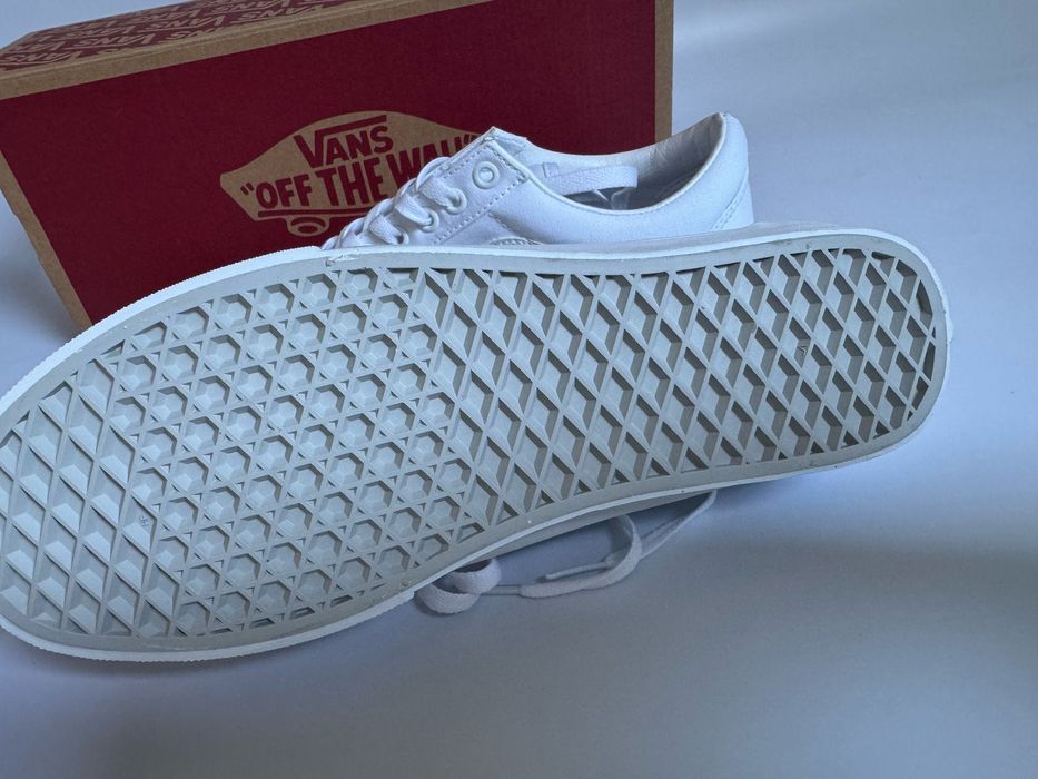 Nowe sneakersy trampki VANS OLD SKOOL białe 42,5