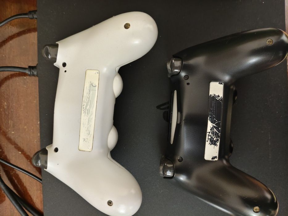 Sony playstation 4 slim  1Tb (версия ПО 5.05)