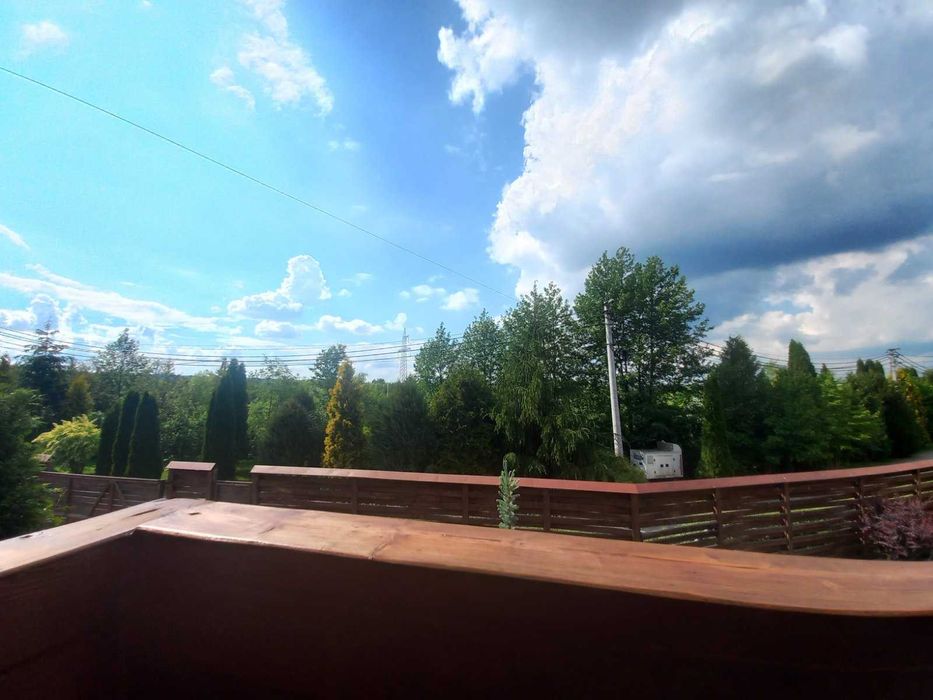 Будинок біля Києва, зруб - ліс та два ставки, річка Ірпінь, Білогородка