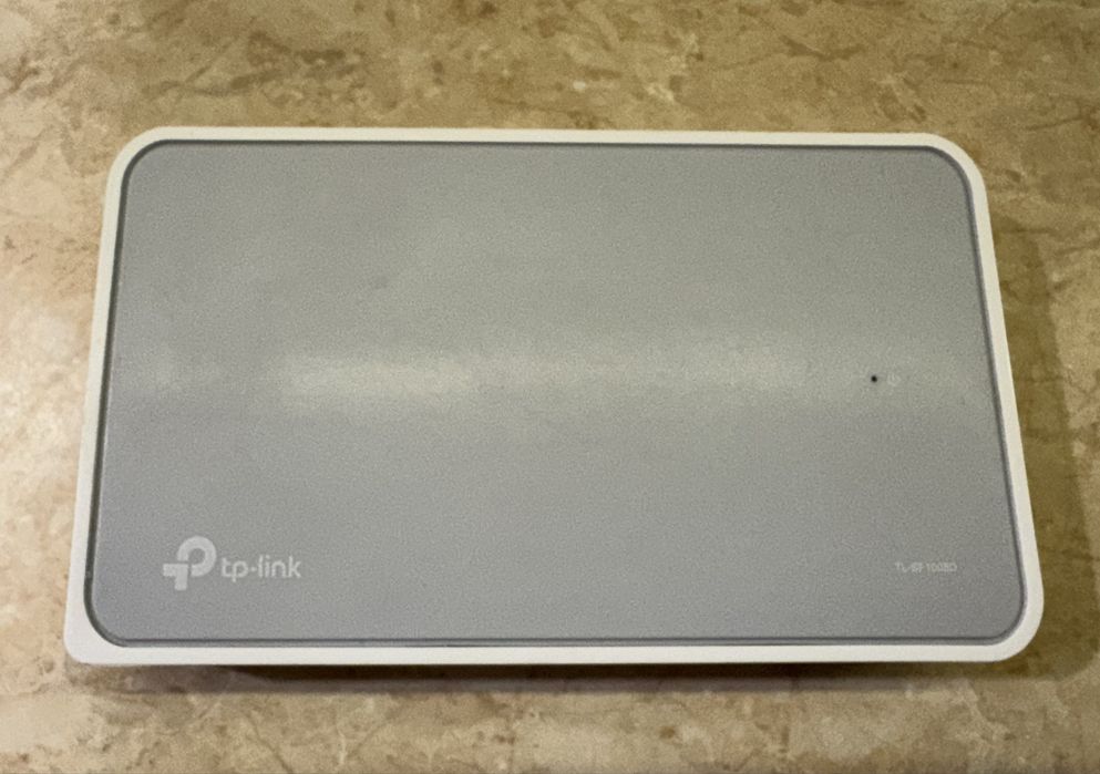 Комутатор TP-LINK TL-SF1008D 8 портів на 100md/s
