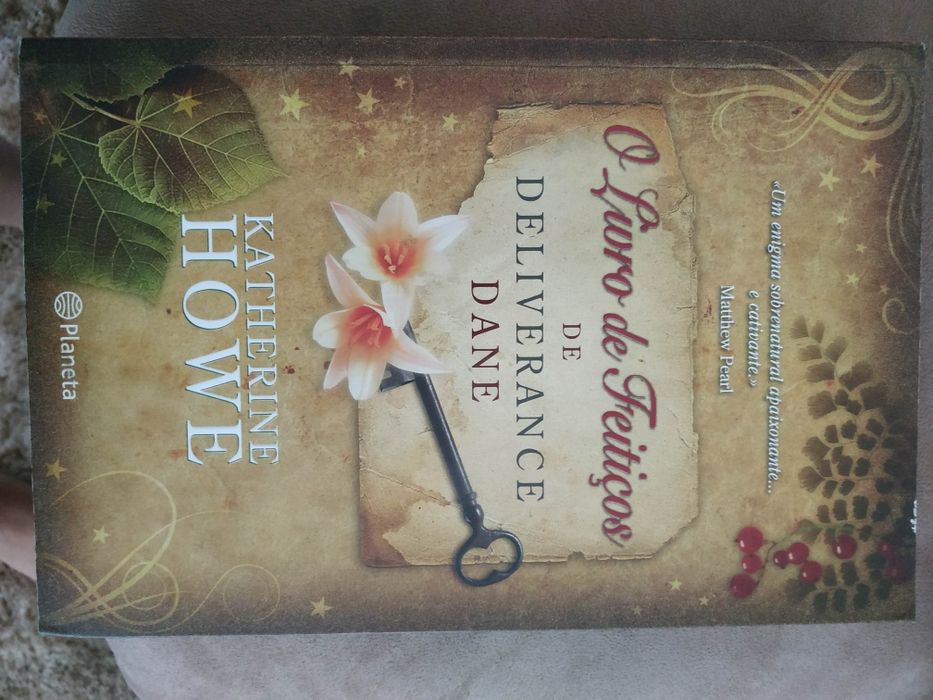 Livro Catherine Howe O livro dos feitiços