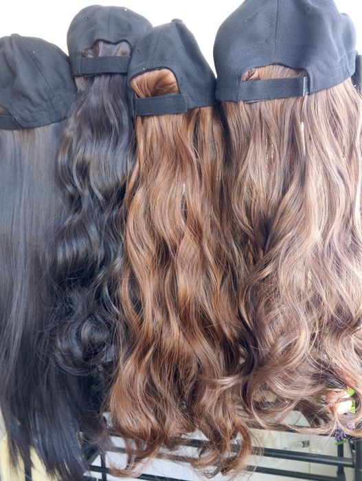 кепка з волоссям