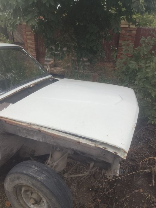 Продам капоты и стекла на ГАЗ 2410