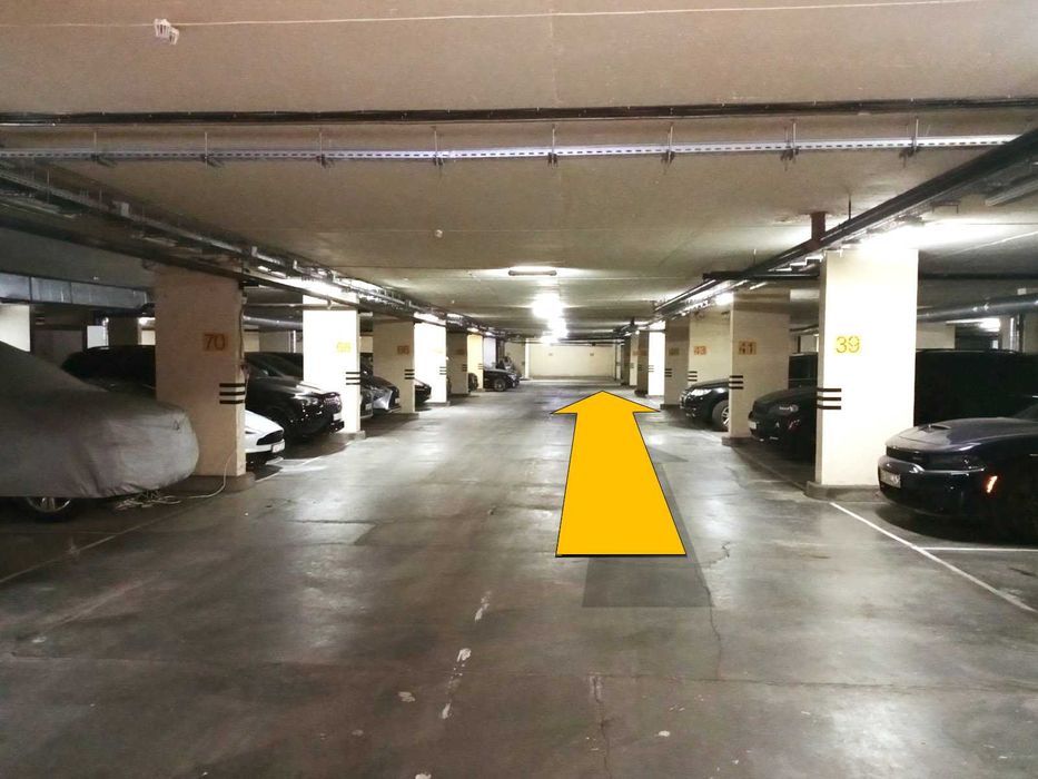 Паркінг Печерськ підземний теплий Старонаводницька 3,2х6 м оренда 19m2