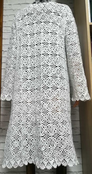 Кардиган вязаный крючком, ручная работа.