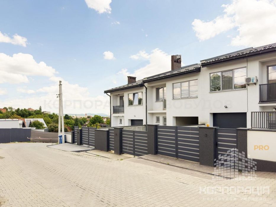 Продаж котеджу з панорамним видом на все місто, поруч Центр