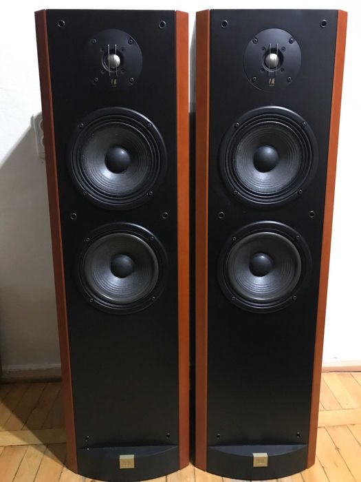JBL L6 акустична система