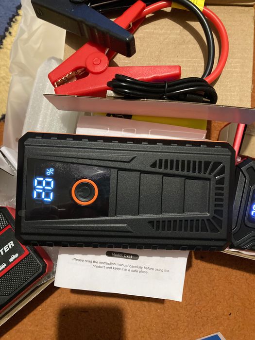 Бустер автомобільний, пусковий пристрій для авто.