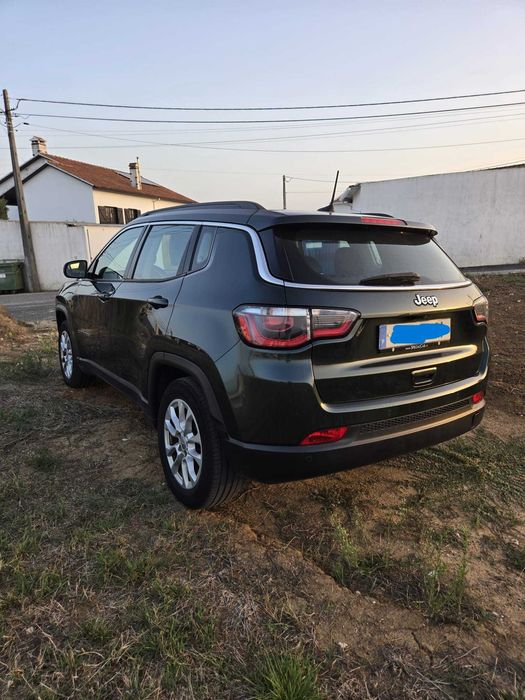 Jeep Compass 1.3 Limited 130 cv | Nacional | 2020 Verde — photo 3