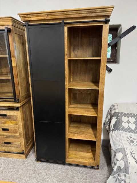 Wyjatkowa niepowtarzalna szafa... uzupełnij kolekcje styl LOFT