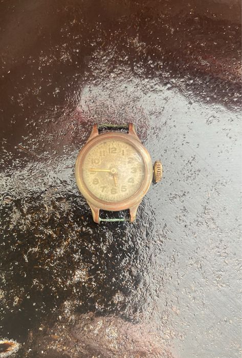 Годинник метал позолота