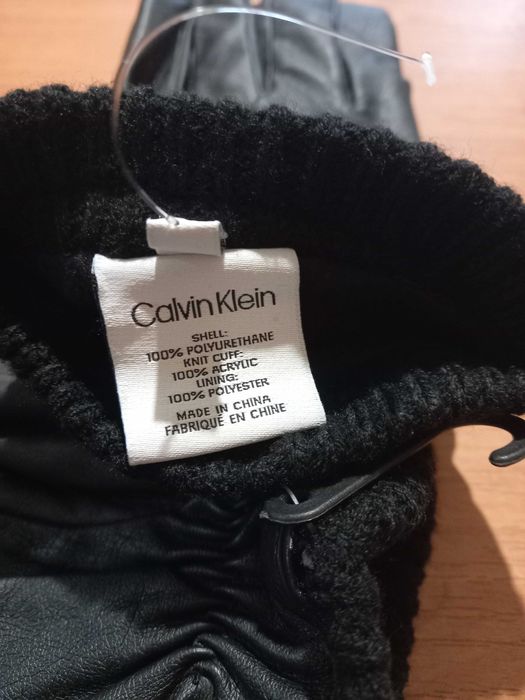 Перчатки кожаные Calvin Klein
