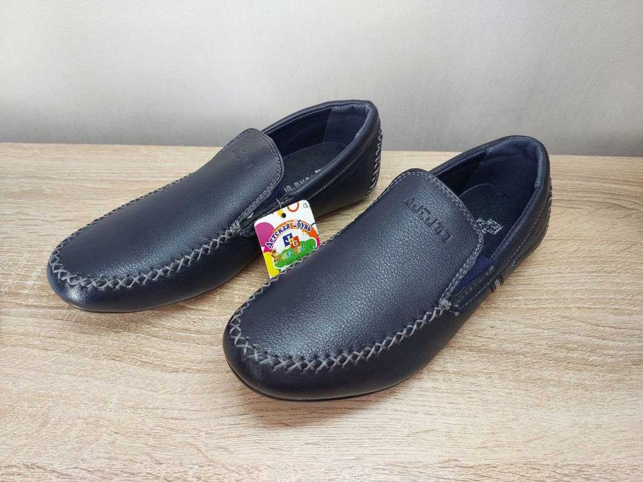 Підліткові туфлі Jong Golf (розміри 36 (22,5 см); 37 (23 см))