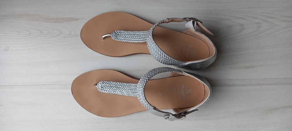 Sandália com Brilhantes