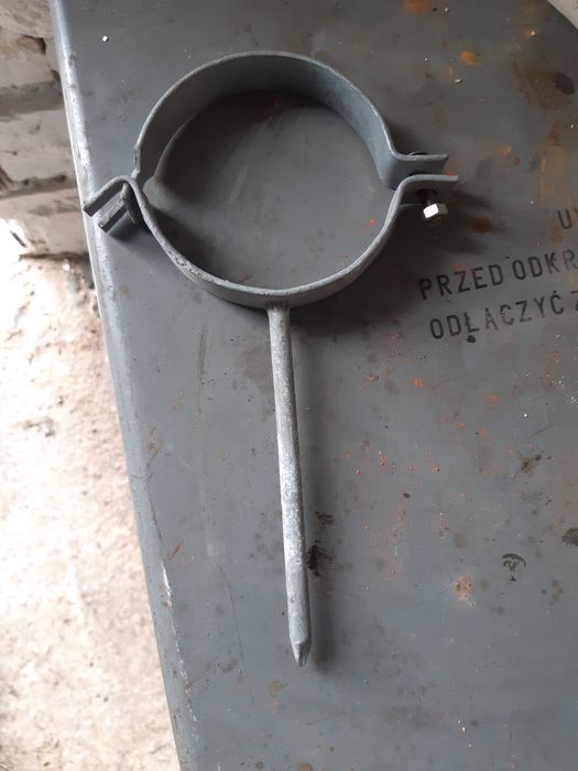 uchwyt do rury spustowej 110 mm