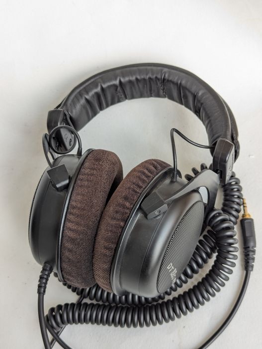 Beyerdynamic dt 880 pro (250ohm) 770 990