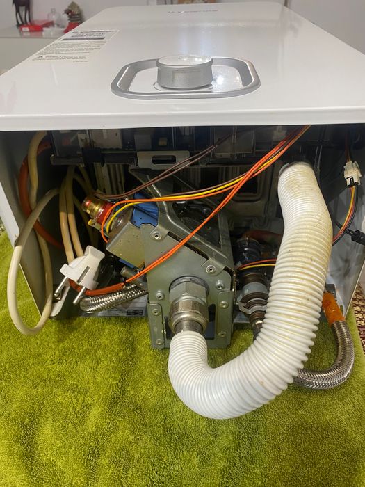 Esquentador a gás natural eléctrico