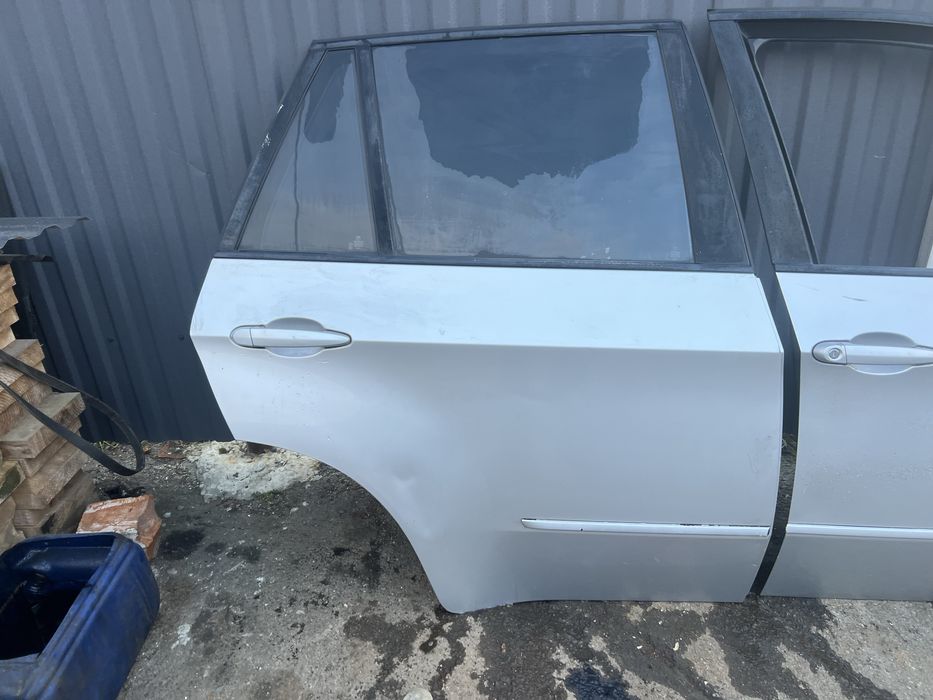 Двері bmw x5 e70 бмв срібні