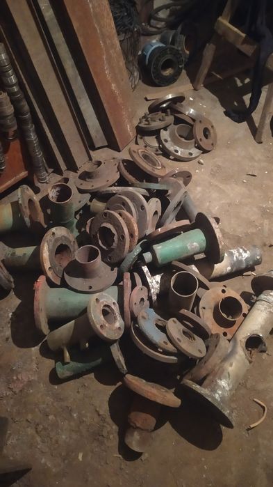 Продам задвижку  ру 80 и фланцы под проточку