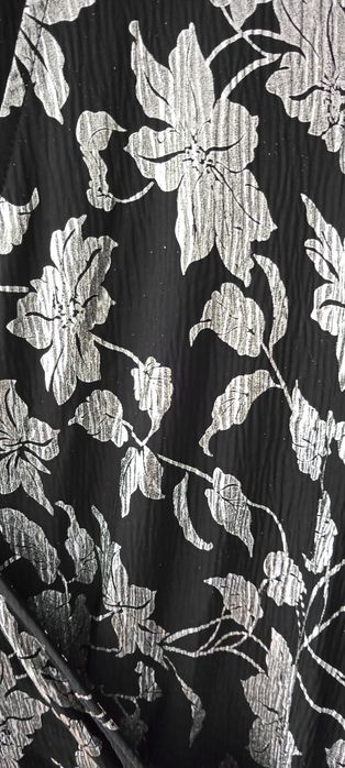 Sukienka czarno srebrna