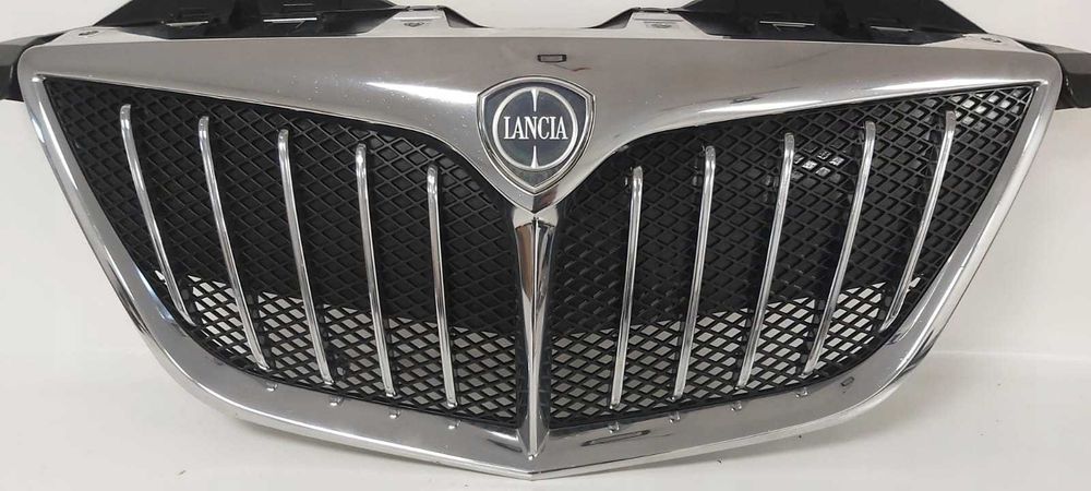 Бампер передок с разборки Citroen C8 Пежо 807 Лянча Phedra Fiat Ulysse