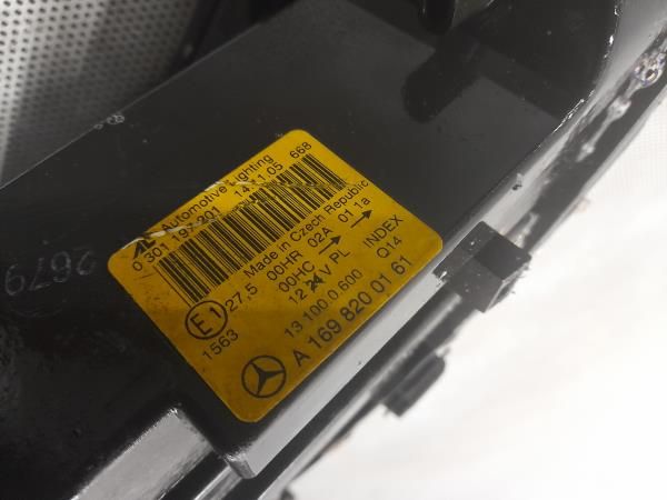 Ótica / farol esquerda MERCEDES-BENZ Classe A (W169)