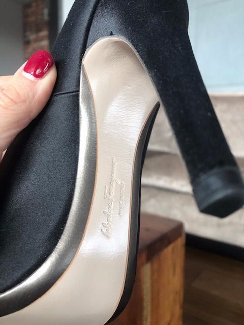 Szpilki Salvatore Ferragamo NOWE czarne rozm 37