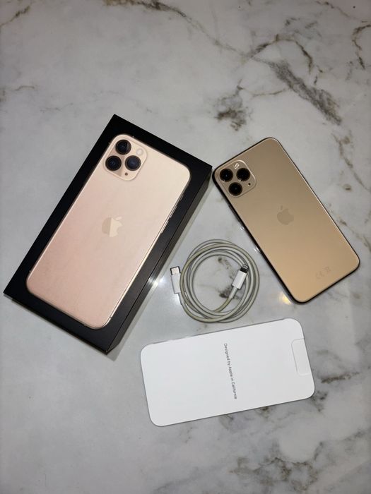 iPhone Pro złoty 91% bateria + 6 etui