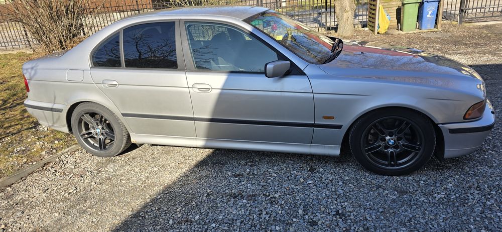 Bmw E39 528i  M52B28  REZERWACJA DO 6.03