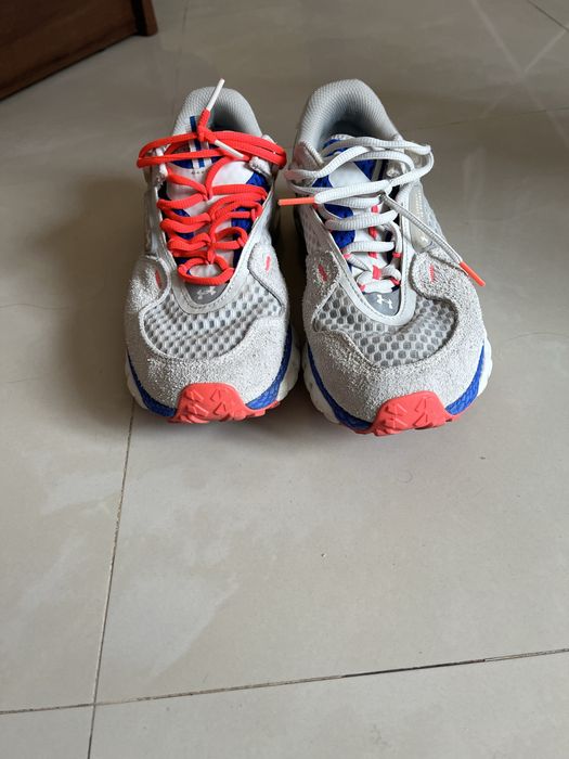 Under armour hovr infinite summit 2 wht/blu
