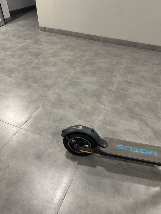 Sprzedam hulajnoge elektryzna Motus Scooty 10 Lite