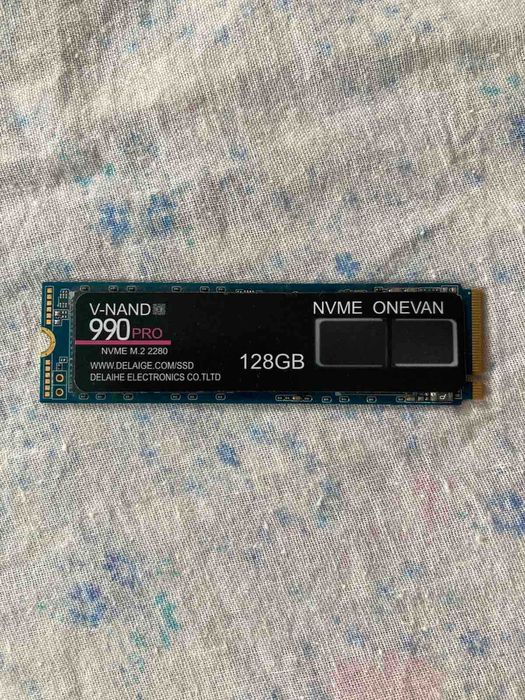 SSD m2 nvme 128gb стан ідеальний