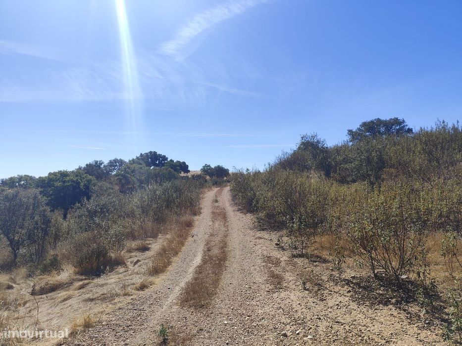 Terreno , Vale de cadeirinhas, Serpa