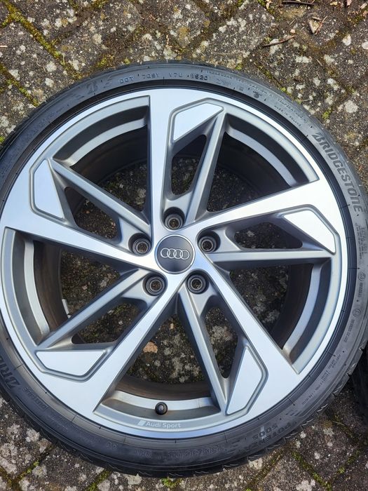 Koła 19" Audi 5x112 Opony letnie 235/35/19 A3 S3 Rs3