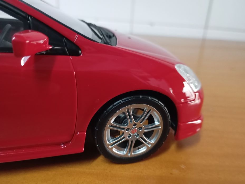 Miniaturas de carros 1.18