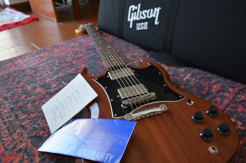 Gibson SG Tribute