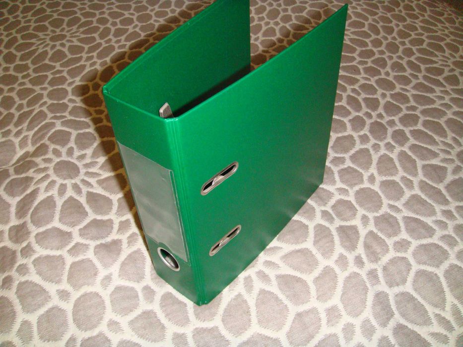 Папки файловые средние две