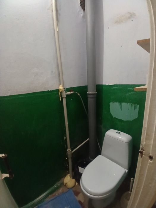 Продам комнату в общежитии, пр. Мира,  ул. Театральная!