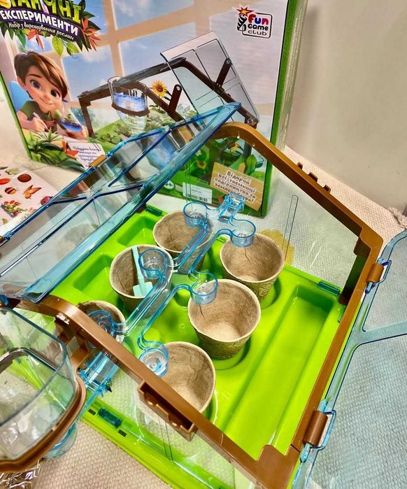 ботанічні експерименти дитяча тепличка з поливом набір садівника