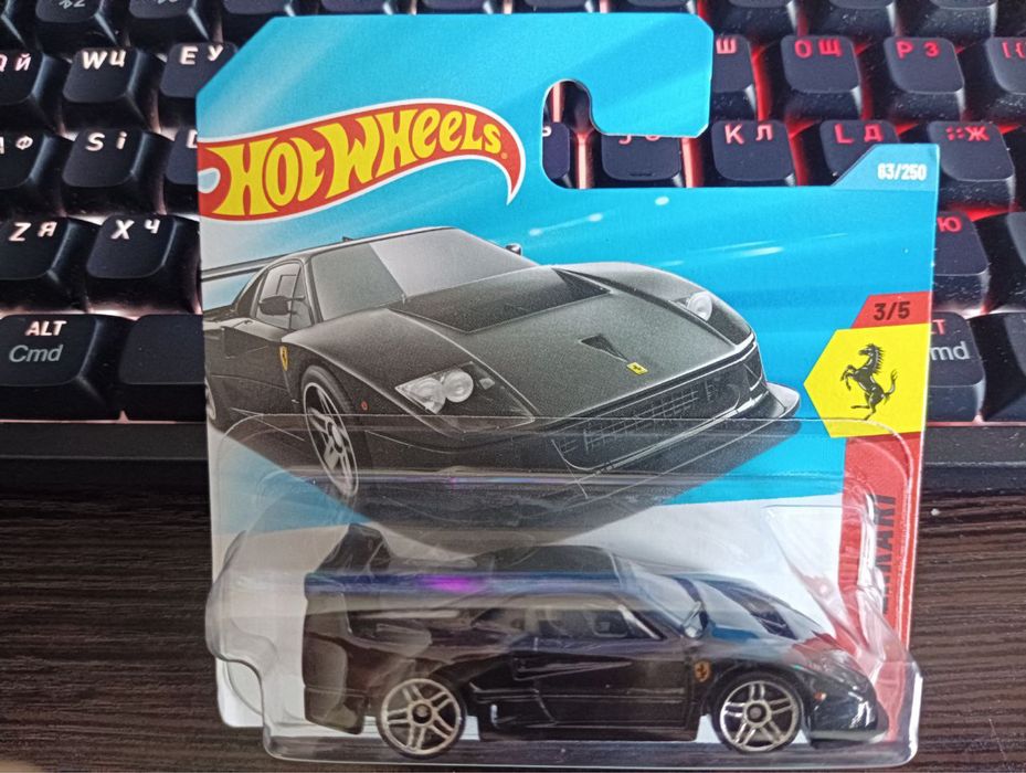 Hot wheels ferarri f40 Compretizione