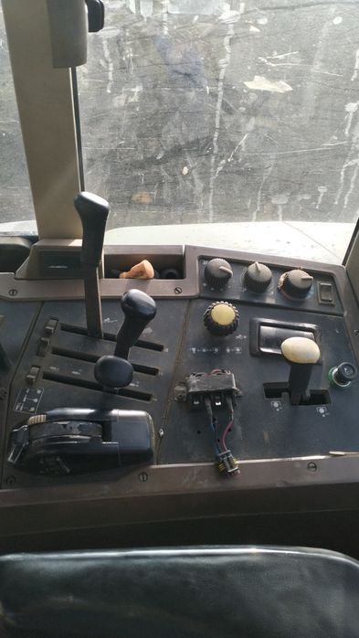 Продам трактор джондір 7700