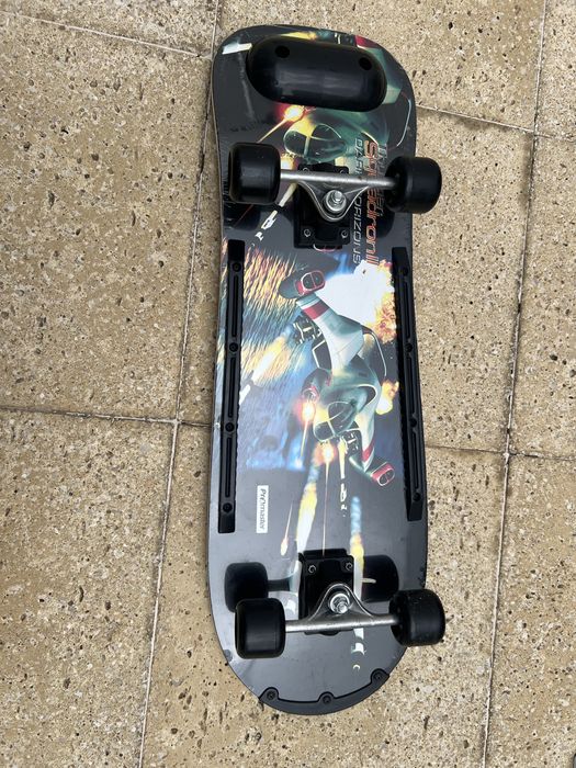 Skate Infantil + Capacete + Proteções — NOVO