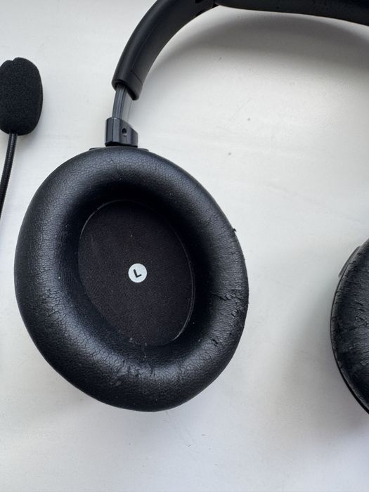 Навушники Audeze Mobius Carbon – планарні Bluetooth| 3D Audio | USB | AUX
