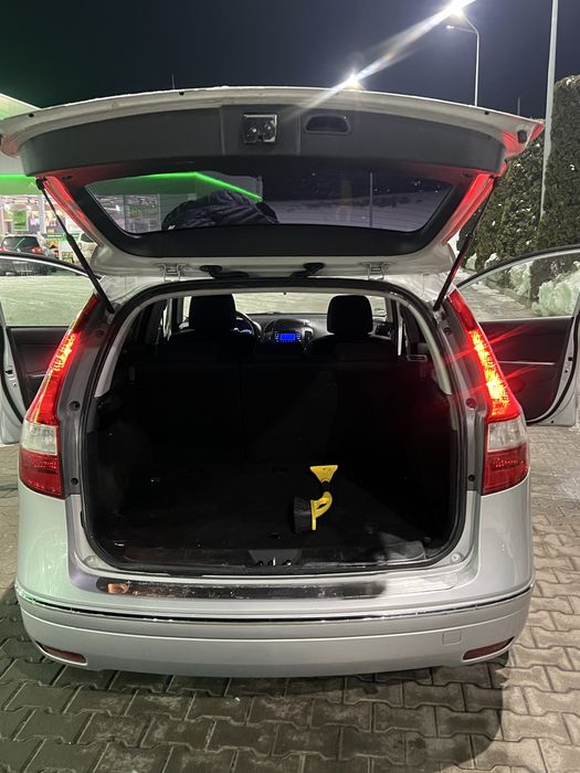 Hyundai i30 рестйалінг 2009 р.1.6газ/бенз