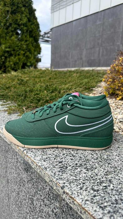 Nike Book 1 "Flagstaff" [EUR 43,44, 46]  - NEW