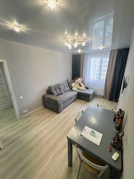 Продам 2 комн квартиру 56,5м2 Евроремон Новострой ЖК Мира 2 мет ХТЗ OA